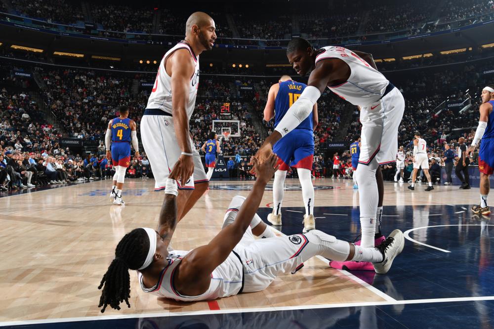 哪怕阵容不 哪怕阵容不