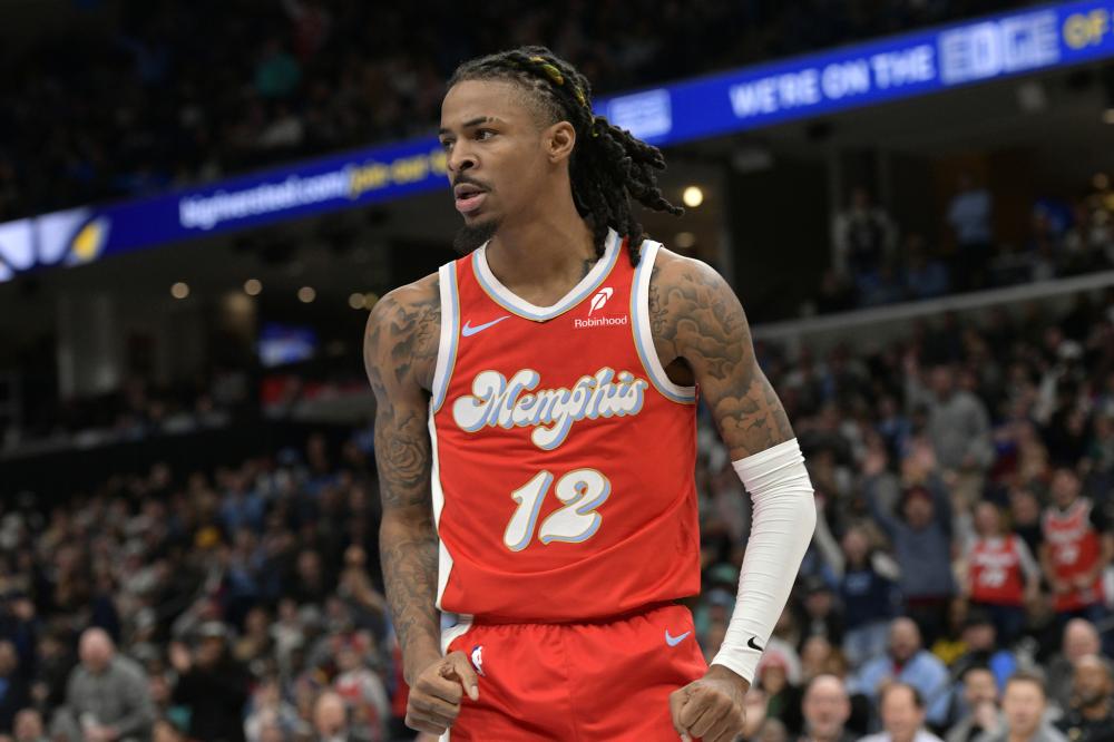 刻牵动着比 刻牵动着比