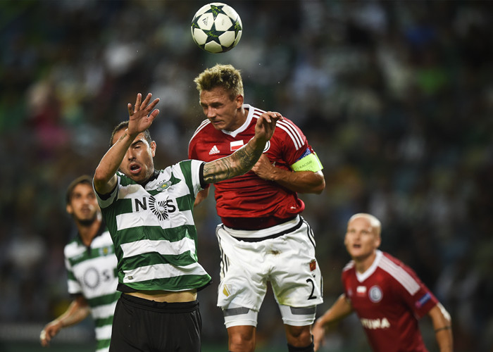 在比赛中展 在比赛中展